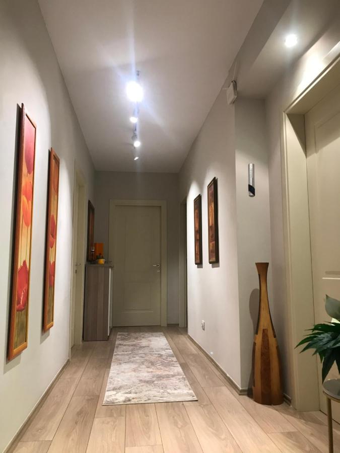 Home Away From Home Apartment Durres Exterior photo
