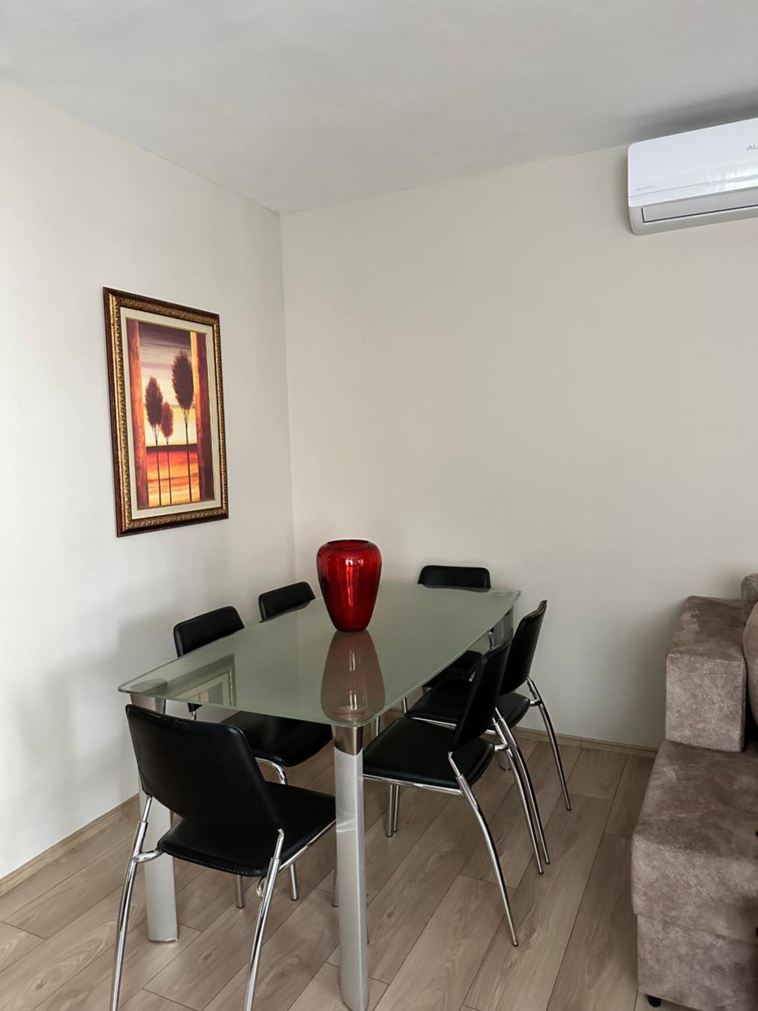 Home Away From Home Apartment Durres Exterior photo